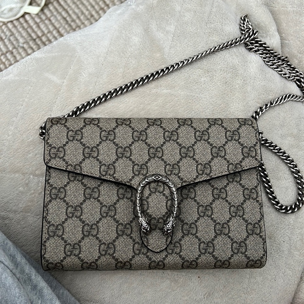 Gucci Dionysus GG Supreme